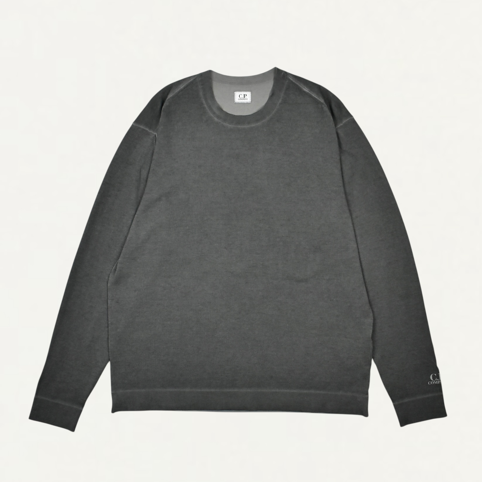 C.P. Company CTN CREPE D. DYED CRWNCK SWEATSHIRT GUNMETAL[20CMKN203A]