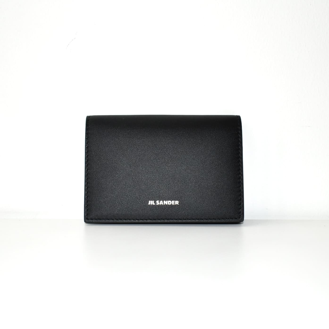 JIL SANDER Leather flat card holder with embossed Jil Sander logo Card Holder[J26VL0027]