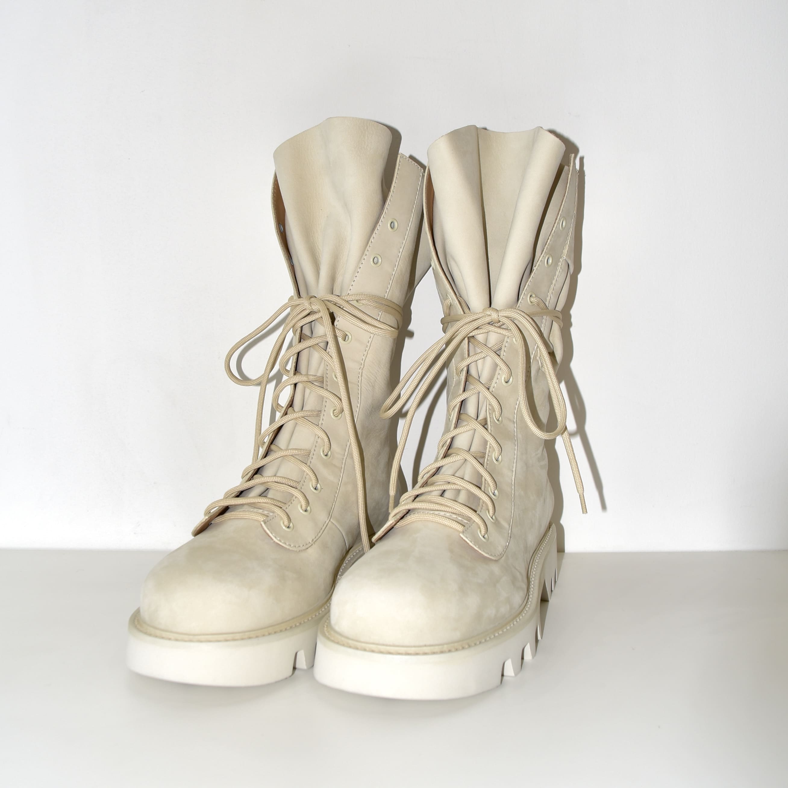 JW ANDERSON COMBAT LEATHER BOOTS OFF WHITE[BT0099-LA0258]