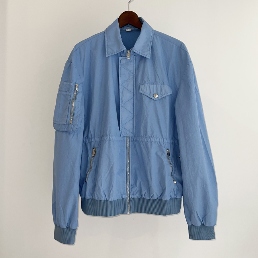 WINNIE TRIANGLE BOMBER LIGHT BLUE