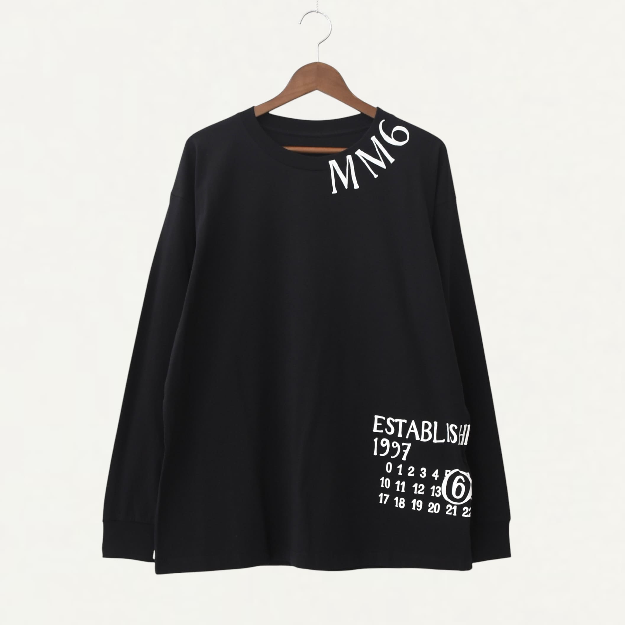 MM6 MAISON MARGIELA Long-sleeve Numeric T-shirt Black[SH0GC0047]