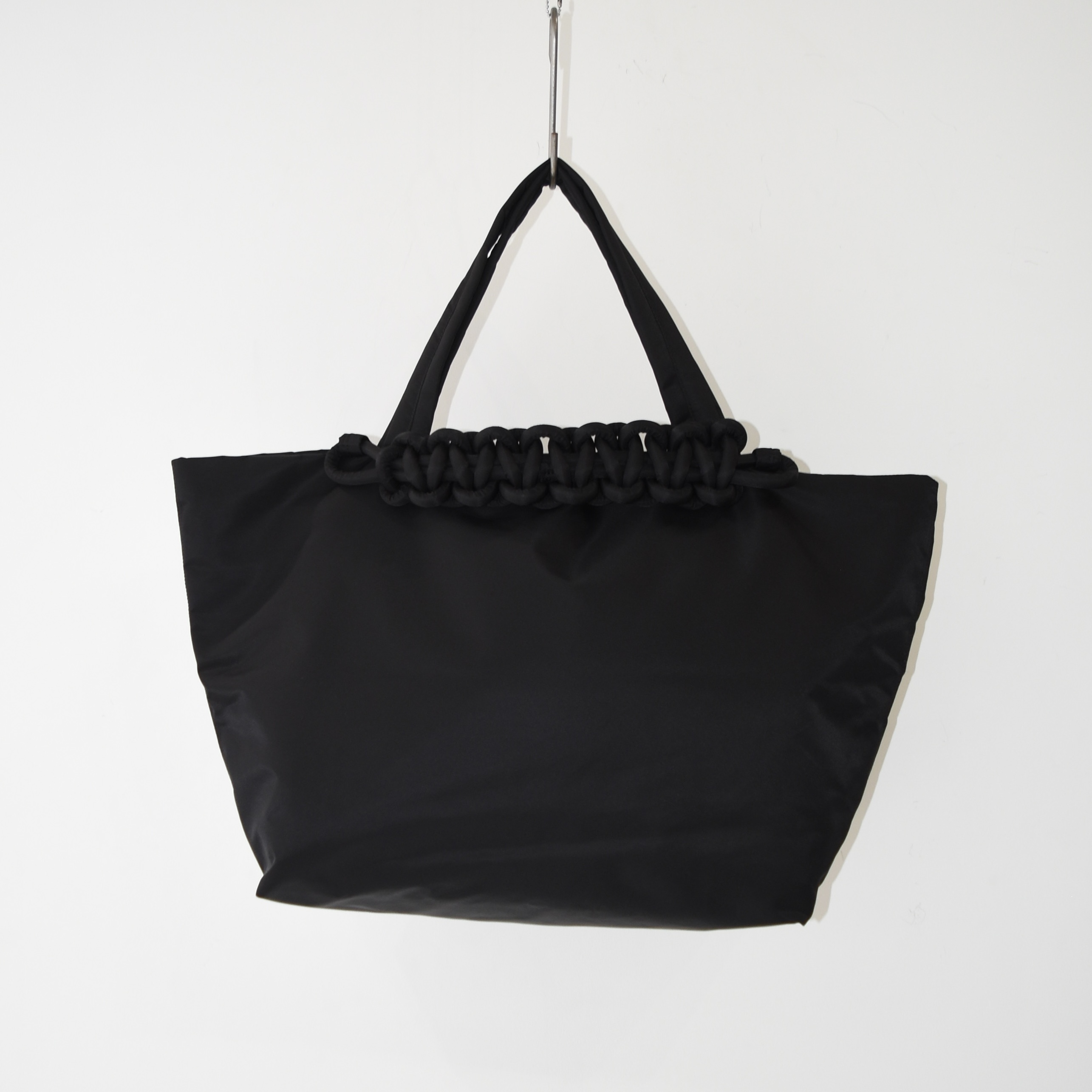 SAGAN Vienna PAZAR TOTE XL BLACK RECYCLED NYLON