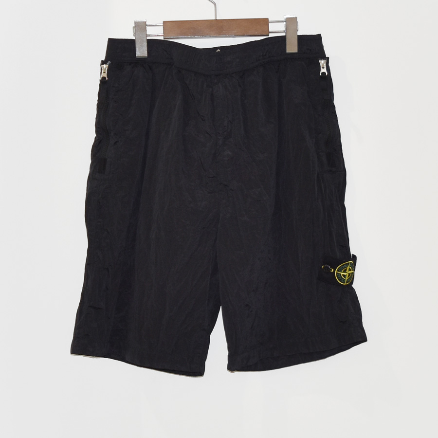 STONE ISLAND NYLON METAL ショートパンツ[L0319-29]