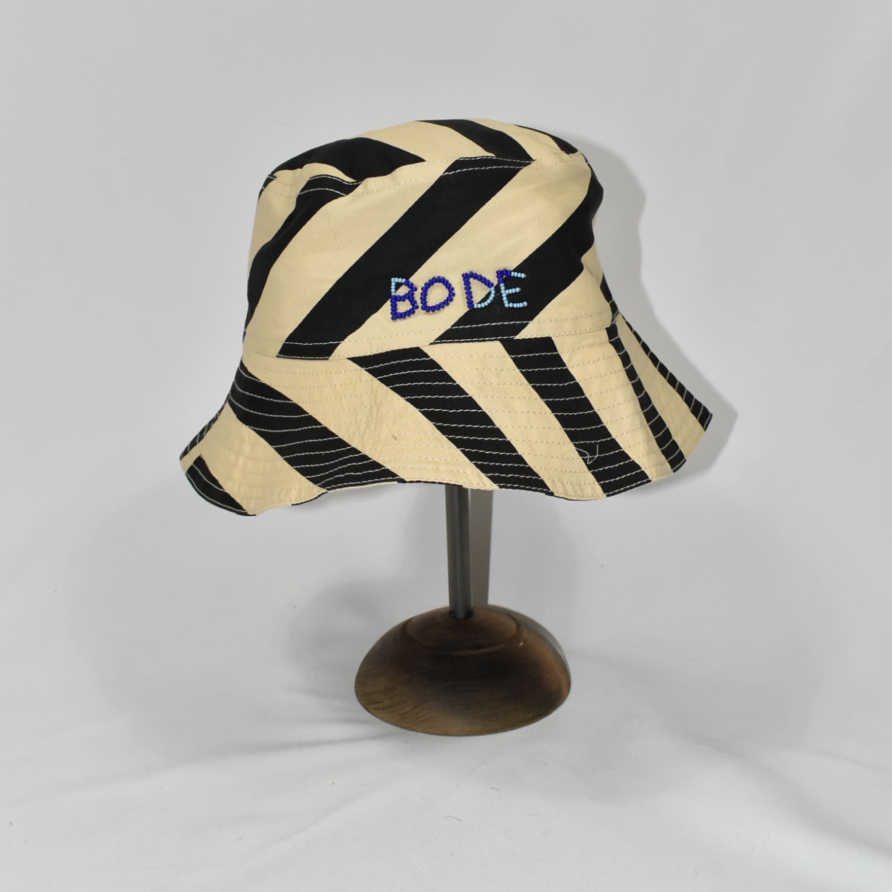 BODE DOMINO STRIPE BUCKET HAT[MRS24AC033]