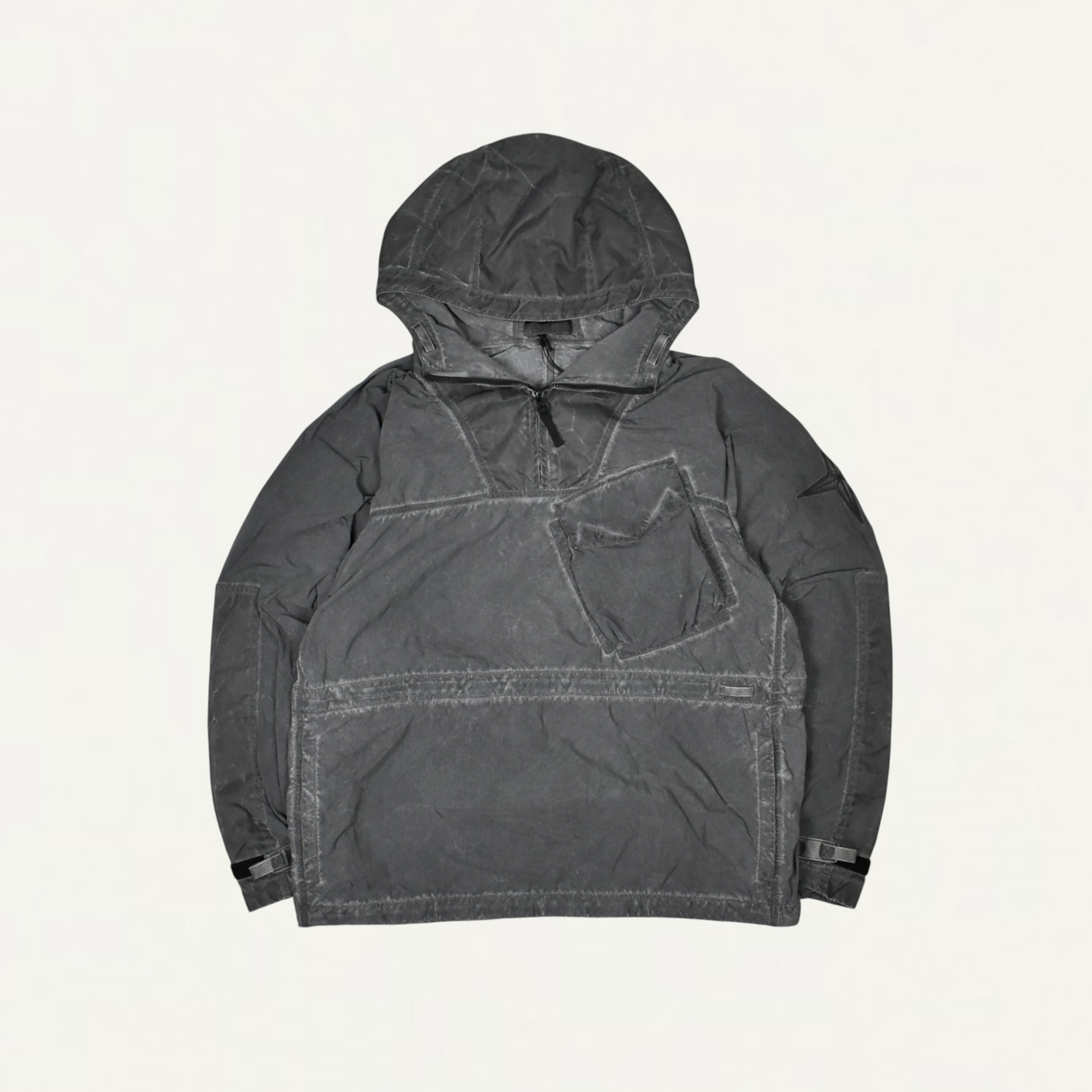 STONE ISLAND Q100035 UNEVEN PIGMENT DYED NYLON SMERIGLIATO + NYLON CANVAS Anorak with anti-drop finish Black[S15-Q1000-35]