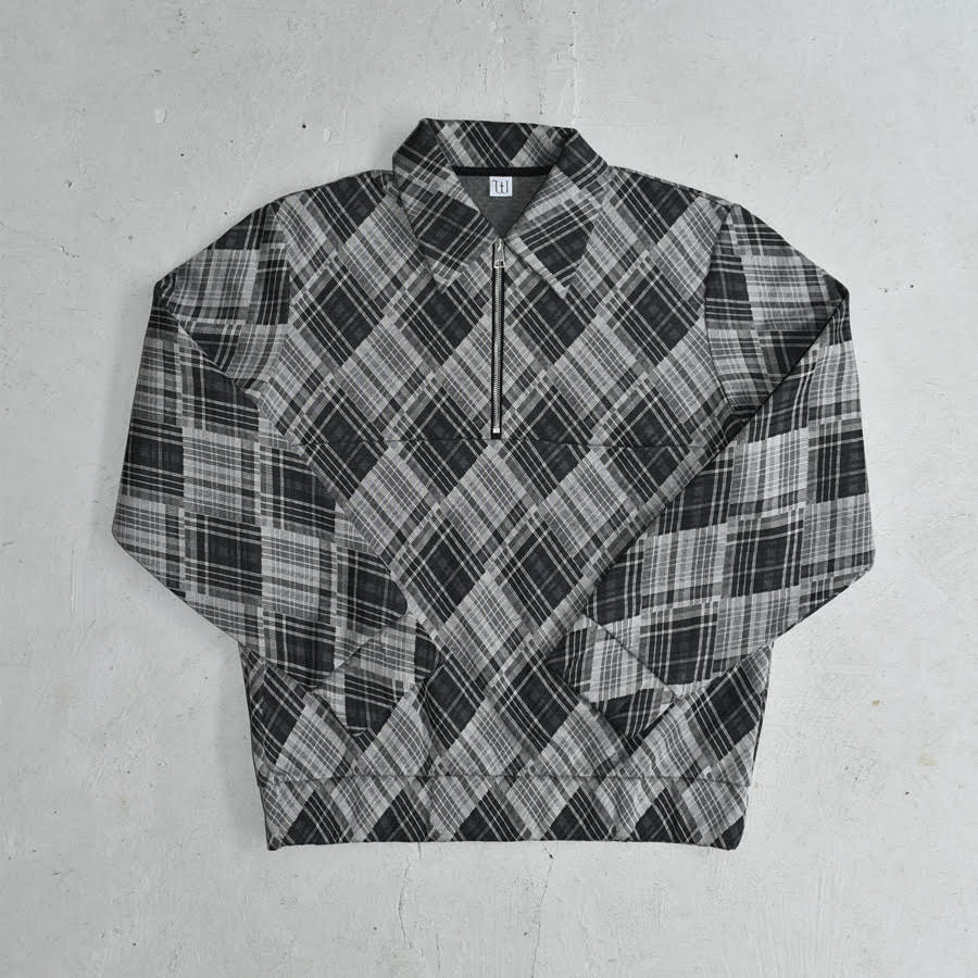 WINNIE ROMBI HALF ZIP POLO [BLACK/WHITE]
