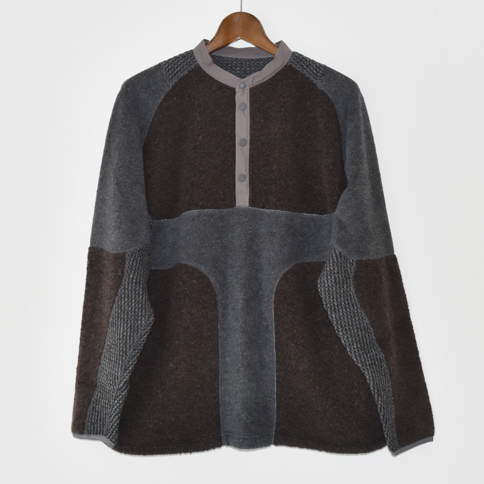 White Mountaineering PATCH WORK PULLOVER-CHAR